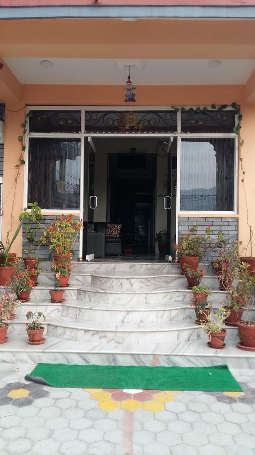 Hotel Bhadrakali Pokhara Inn Exterior photo